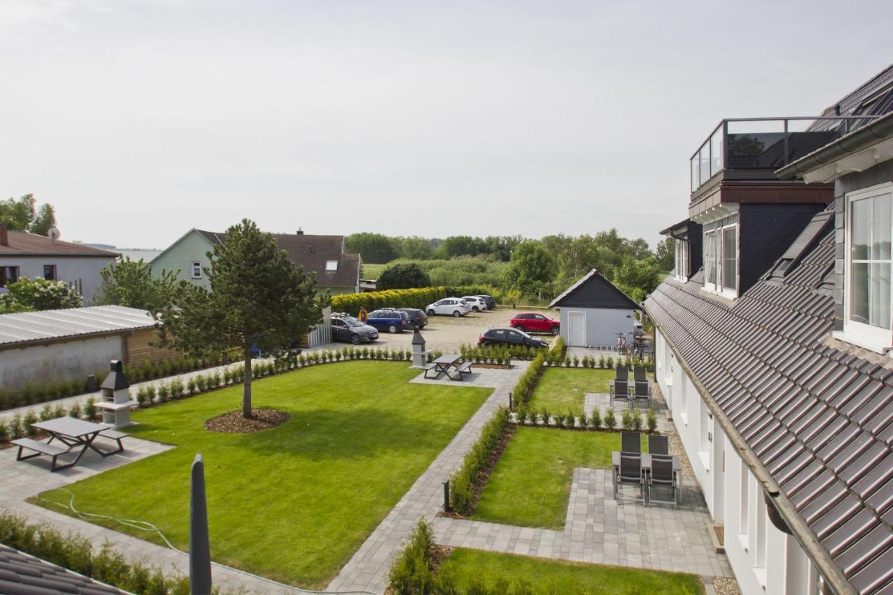 Moderne Ferienwohnung Mit Eigener Terrasse - Haus Inselwind Fewo Meersand Groß Zicker エクステリア 写真